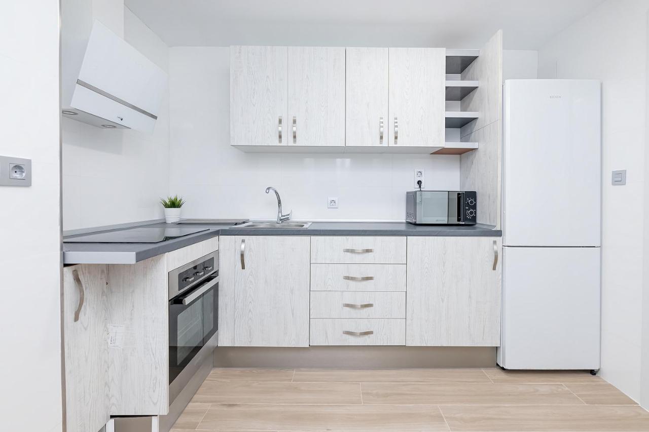 Апартаменты Apartamento Puerto Sol Y Mar Фуэнхирола Экстерьер фото